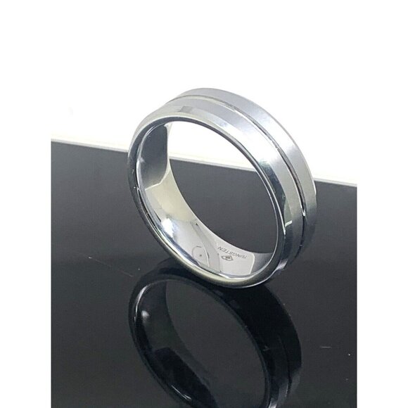 Men's Wedding Band Silver Tungsten Stainless Steel 8mm Ring Size 13.5 - Picture 3 of 14